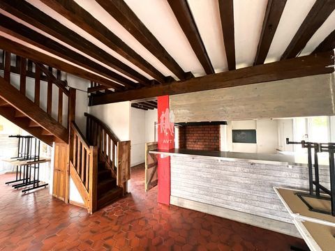 A vendre , Douains ( 27120 ) restaurant 147 m2 ,  murs et fonds 298000 27120 Douains