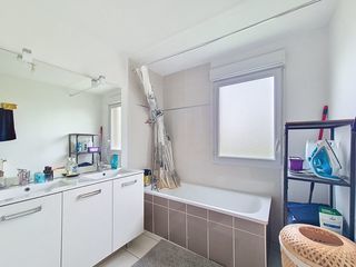  Appartement � vendre 3 pi�ces 67 m�