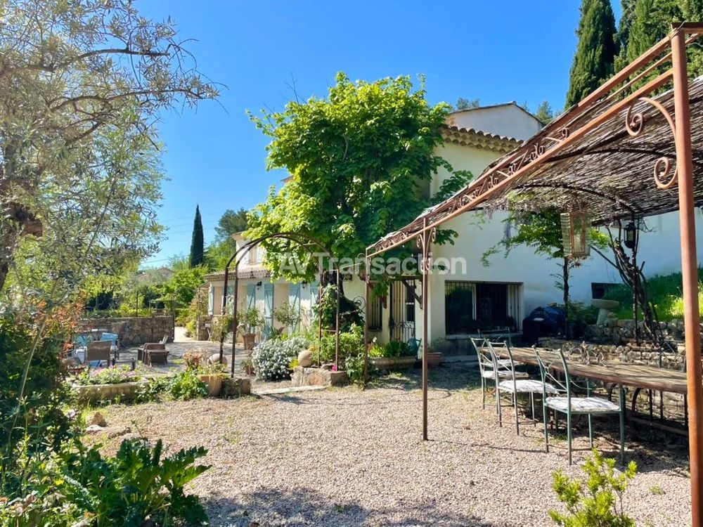 � vendre  Villa Flayosc (83780)