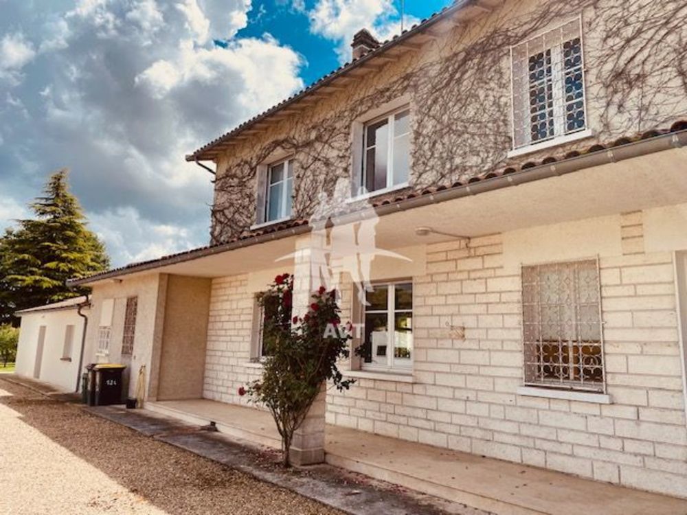 � vendre  Villa La Couronne (16400)