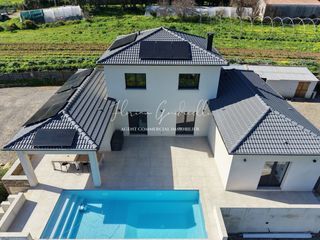  Maison � vendre 4 pi�ces 178 m�