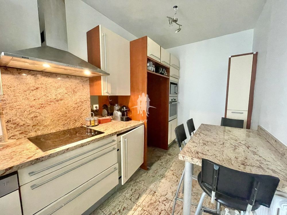 � vendre  Appartement Paris 11