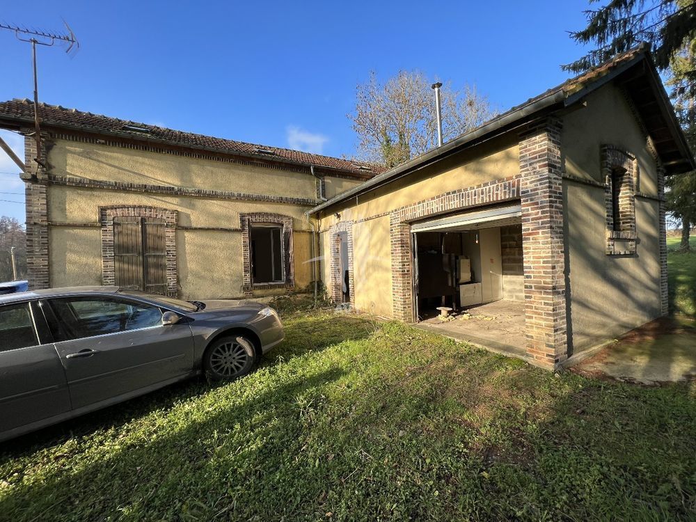 � vendre  Propri�t�/ch�teau Rugles (27250)