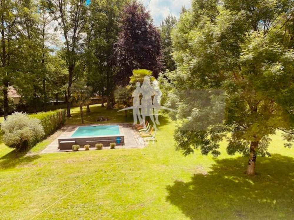 � vendre  Villa La Couronne (16400)