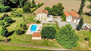  Villa � vendre 14 pi�ces 480 m�