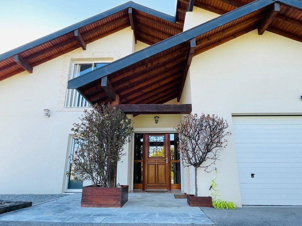� vendre  Villa Contamine-Sarzin (74270)