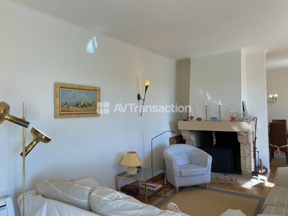 � vendre  Villa Lorgues (83510)