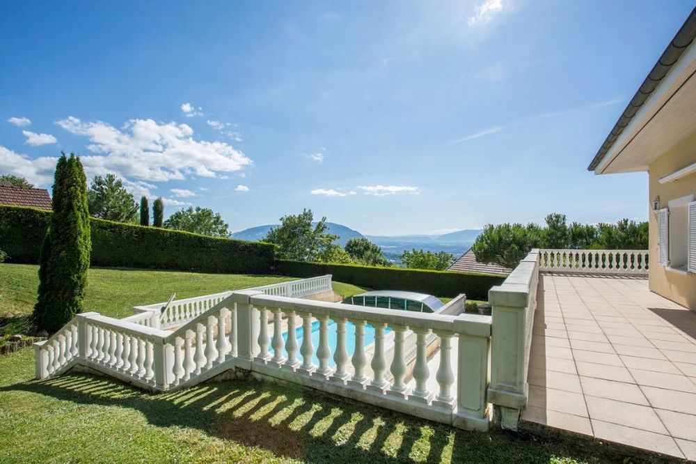 � vendre  Villa Cranves-Sales (74380)