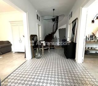  Maison � vendre 329 m�