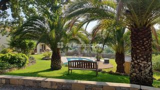  Maison � vendre 6 pi�ces 220 m�