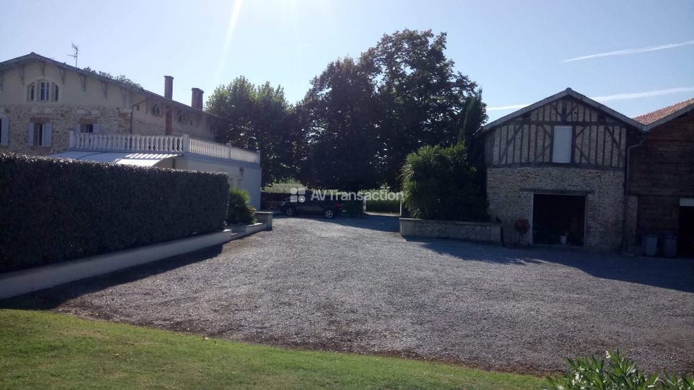 � vendre  Villa Meilhan (40400)