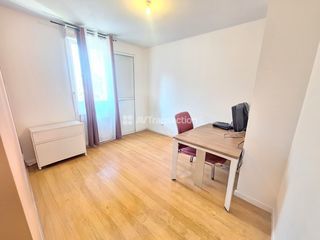  Appartement � vendre 4 pi�ces 80 m�