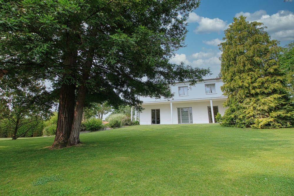 � vendre  Maison Saujon (17600)