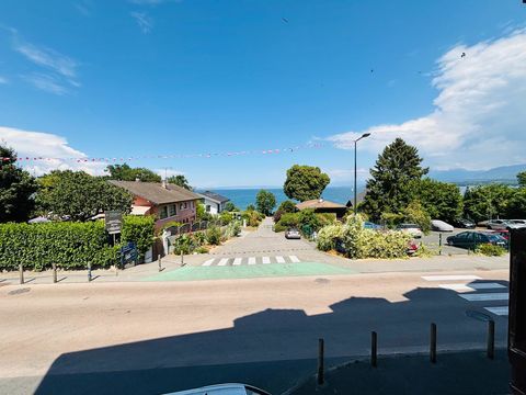   Appartement T4 de 67 m� avec Vue Imprenable sur le Lac Appartement - 4 pi�ce(s) - 67 m�