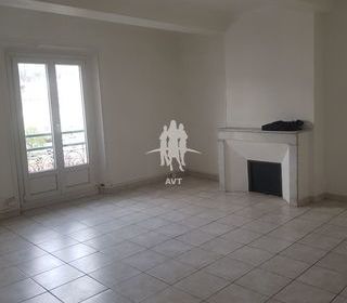  Immeuble � vendre 600 m�