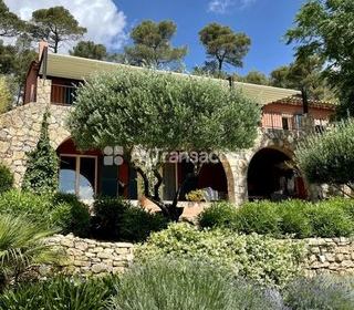  Maison � vendre 5 pi�ces 210 m�