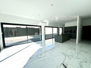  Maison � vendre 4 pi�ces 148 m�