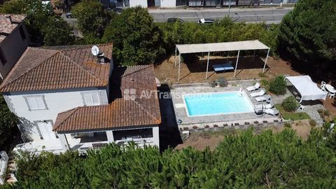   � vendre Propri�t�e hyper centre Mezzavia Maison - 4 pi�ce(s) - 144 m�