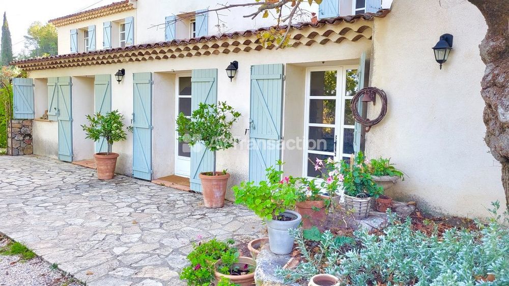 � vendre  Villa Flayosc (83780)