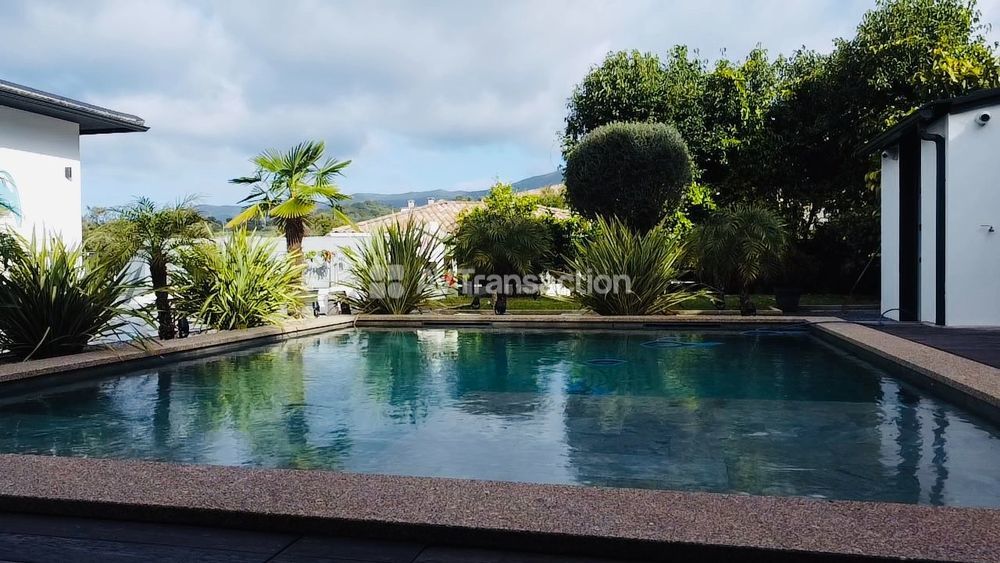 � vendre  Villa Afa (20167)