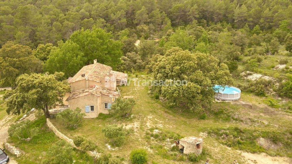 � vendre  Appartement Cotignac (83570)