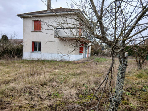   Maison Crottet 4 chambres Maison - 6 pi�ce(s) - 96 m�