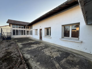  Immeuble � vendre 236 m�