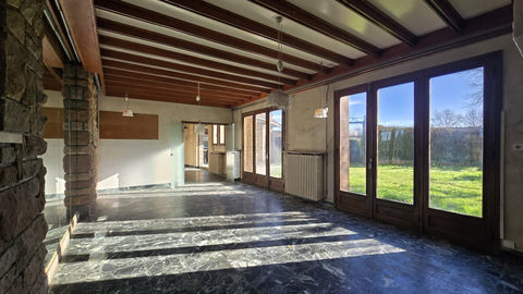   ENSEMBLE IMMOBILIER A RENOVER Maison - 15 + pi�ce(s) - 373 m�