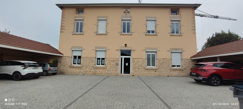   Plus qu'un seul appartement dans une magnifique B�tisse Appartement - 3 pi�ce(s) - 74 m�