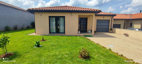   Belle maison Plain pied Maison - 4 pi�ce(s) - 101 m�