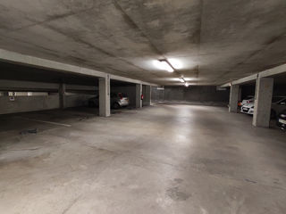  Parking / Garage � louer 10 m�