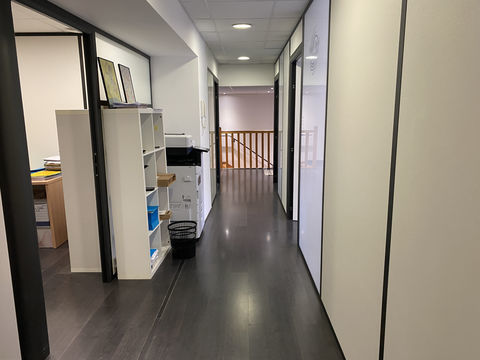 Local professionnel 110 m2, avenue Victor Hugo, 26000 VALENCE 177000 26000 Valence