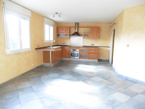   APPARTEMENT T3 Appartement - 3 pi�ce(s) - 83 m�