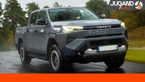 Toyota Hilux NEW 2.8 204 BVA CONFORT 4PL 2026 occasion Cevins 73730