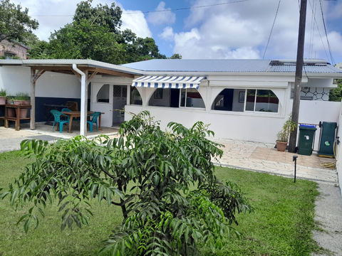   BASSE-POINTE- Maison  � vendre Maison - 4 pi�ce(s) - 98 m�