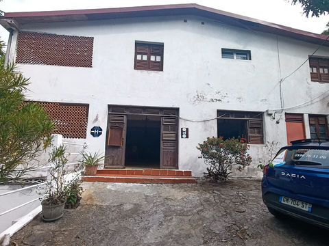 536.58 m2 TRINITE- ANCIEN HOTEL - 536.58 m2 785000 97220 La trinite