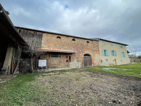   Maison � r�nover avec d�pendances Maison - 5 pi�ce(s) - 135 m�