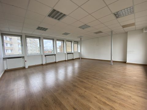 Bureaux - A LOUER - 464 m&sup2; divisibles &agrave; partir de 203 m&sup2; 8120 93100 Montreuil