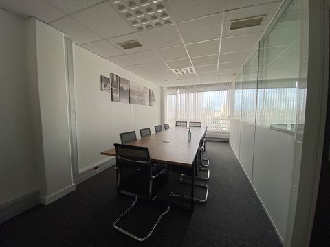 Bureaux - A LOUER - 156 m&sup2; non divisibles 1950 93110 Rosny sous bois