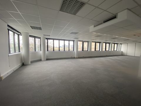 Bureaux - A LOUER - 1&nbsp;844 m&sup2; divisibles &agrave; partir de 112 m&sup2; 27660 94220 Charenton le pont