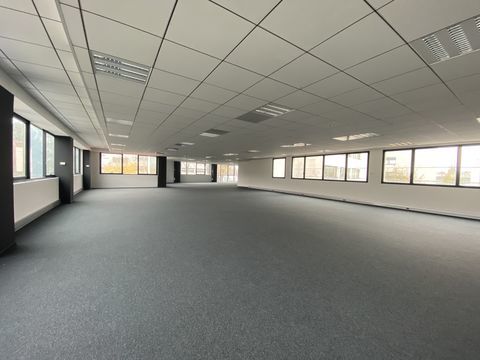 Bureaux - A VENDRE - 292 m&sup2; non divisibles 731000 77500 Chelles