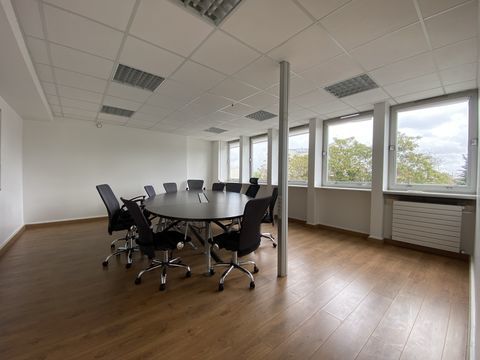 Bureaux - A LOUER - 203 m&sup2; non divisibles 3553 93100 Montreuil
