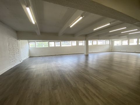 Bureaux - A LOUER - 207 m&sup2; non divisibles 3019 93100 Montreuil