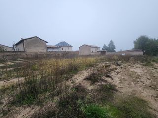  Terrain 450 m� Lanci�