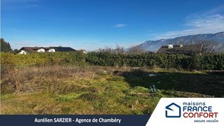  Terrain 523 m� La motte-servolex