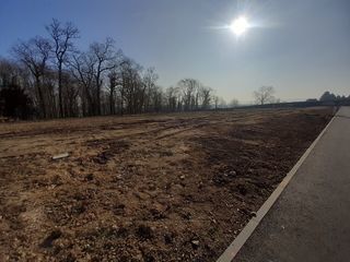  Terrain 2090 m� Le vaudreuil