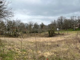  Terrain 879 m� B�duer