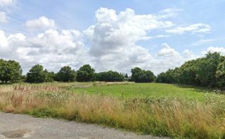  Terrain 465 m� Saint-hilaire-la-for�t