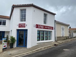  Terrain 350 m� Le bernard