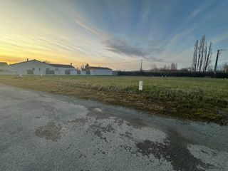  Terrain 801 m� Saint-maurice-le-girard